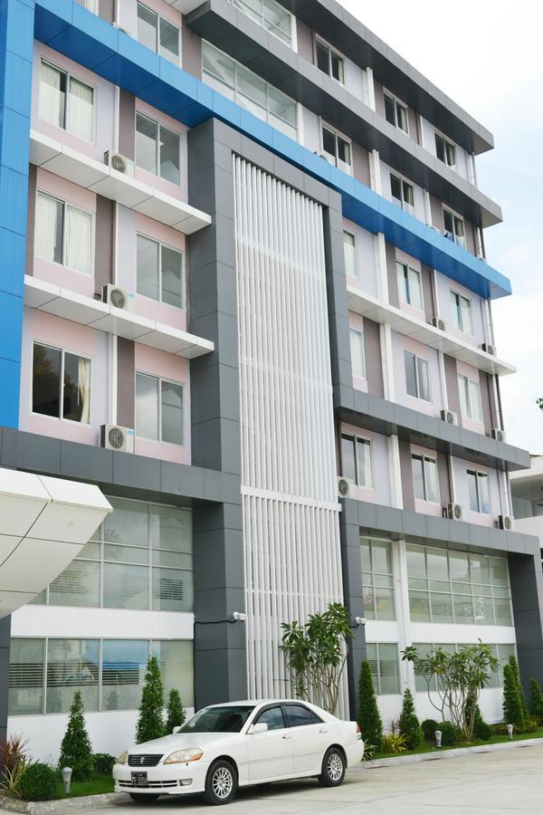 Hotel Broadway Rangun Kültér fotó