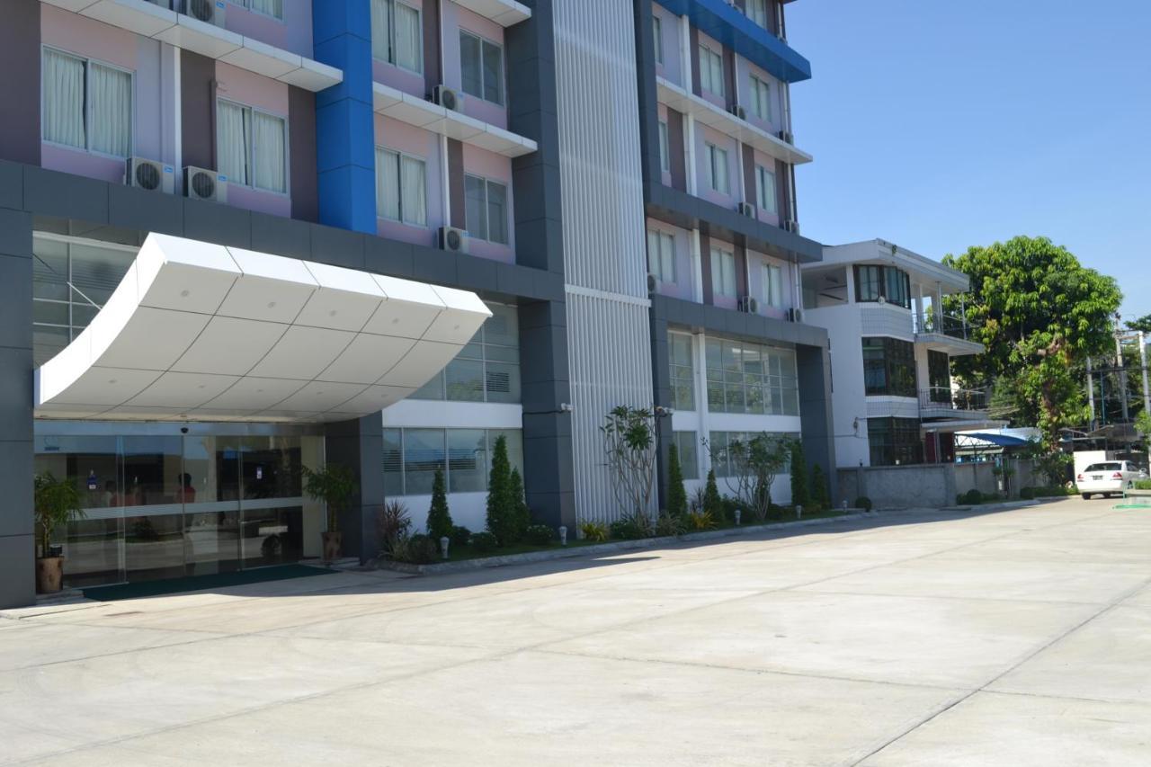 Hotel Broadway Rangun Kültér fotó