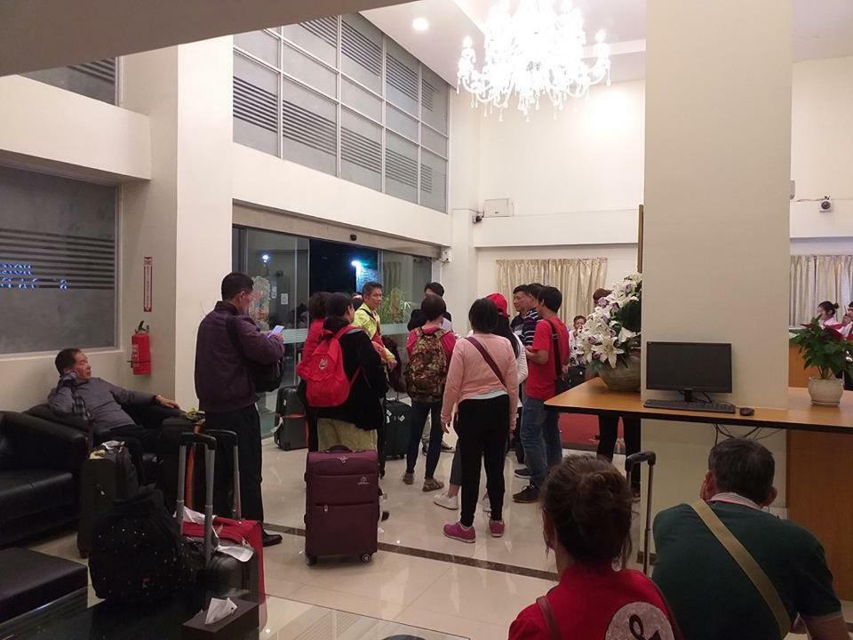 Hotel Broadway Rangun Kültér fotó
